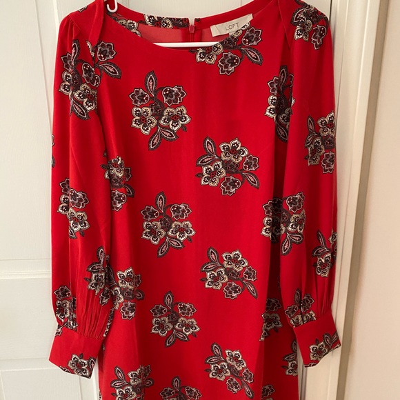 Dress - Picture 1 of 2